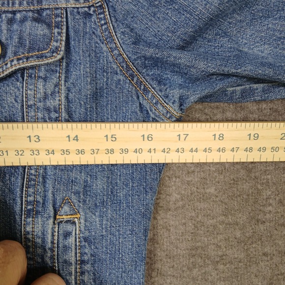 Old Navy‎ Women's Size XS Short Dark Wash Button Up 100% Cotton Jean Jacket - Picture 3 of 7